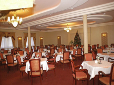 ADAM SPA hotel apartamenty pokoje wypoczynek noclegi w Polsce góry Sudety Kudowa-Zdrój